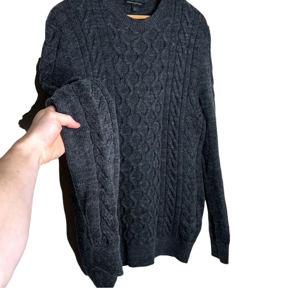 Banana Republic Cable Knit Crewneck Sweater